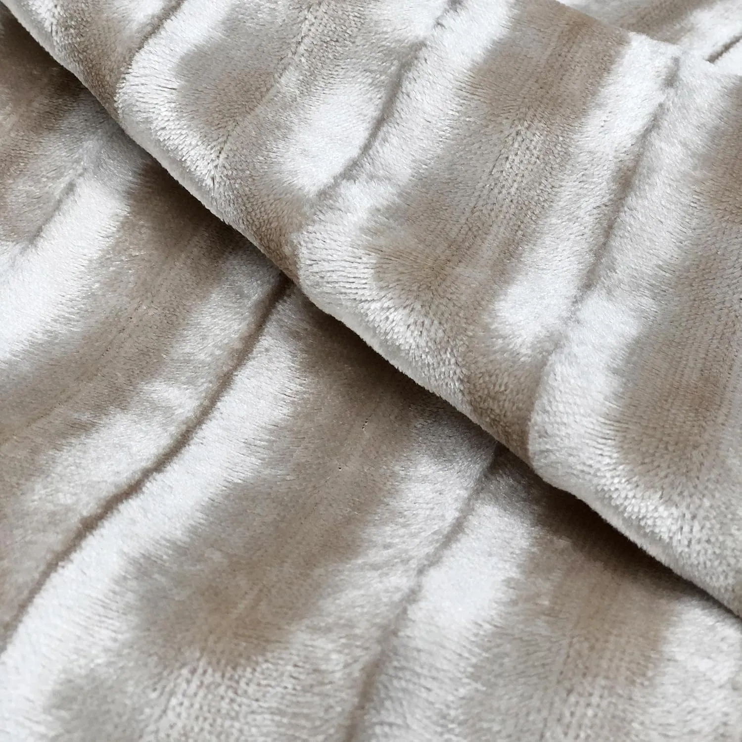 always4u Plush Velvet Curtains Luxury Velour Drapes for Living Room Bedroom Modern Beautiful Shining Window Treatment 2 Panels Champagne 54 * 95 Inches