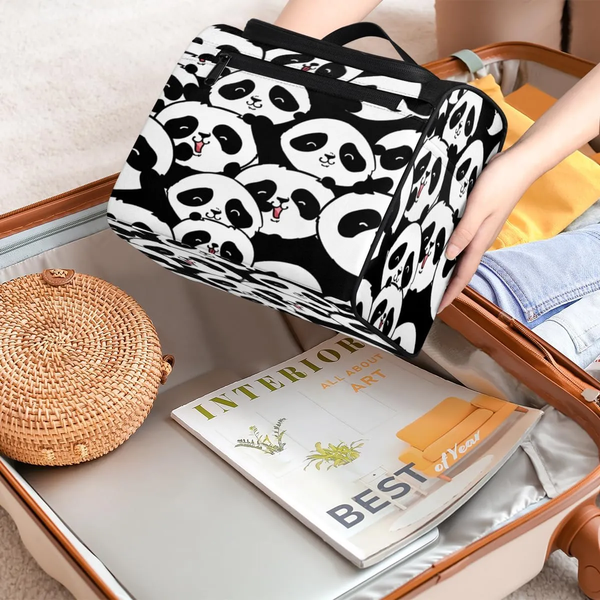 Animal Pandas Paint Hanging Toiletry Bag for Men Women Travel Cosmetic Makeup Organizer Bag Water Resistant Large Portable Wash Case for Accessories, Toiletries, Cosmetics