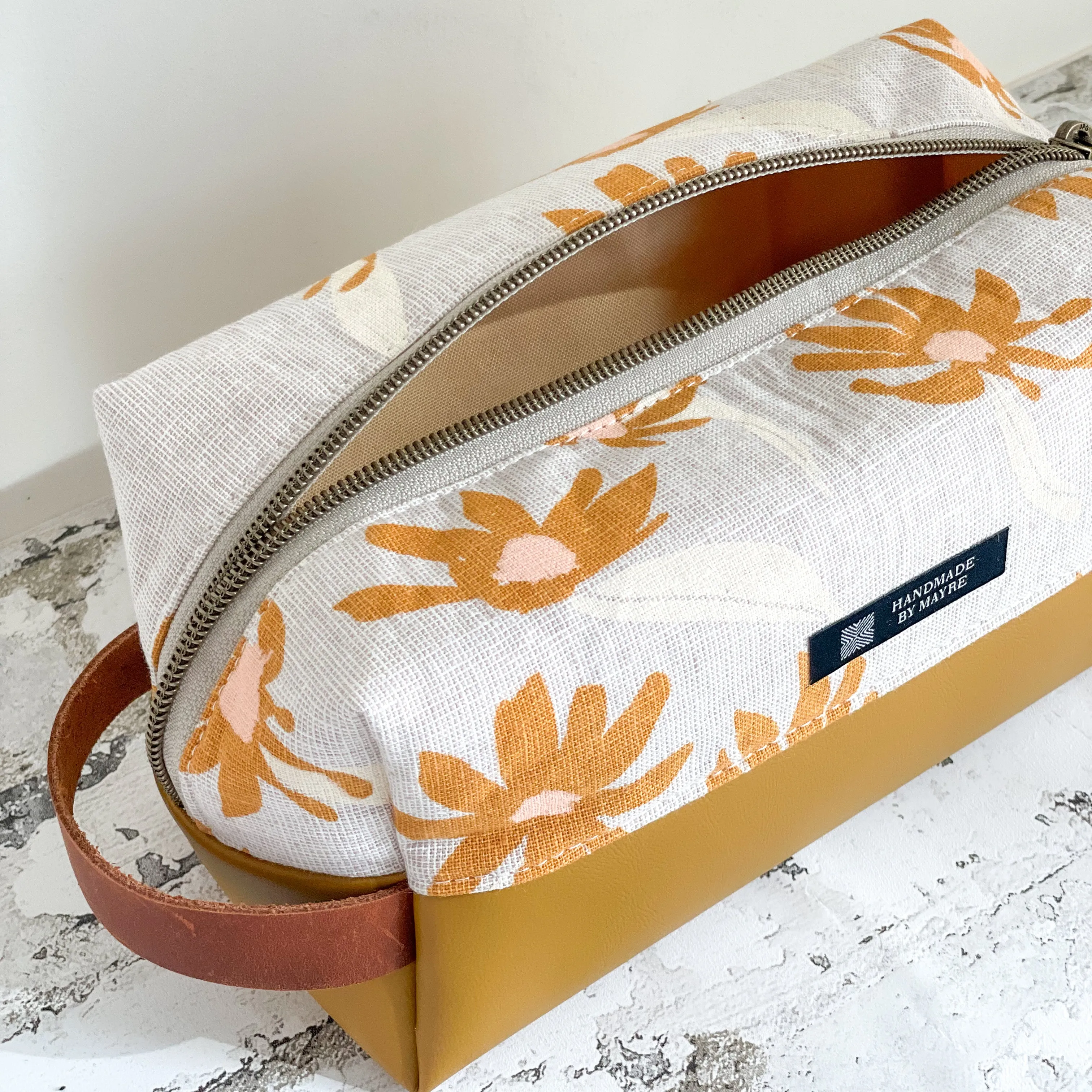 Boxy Pouch