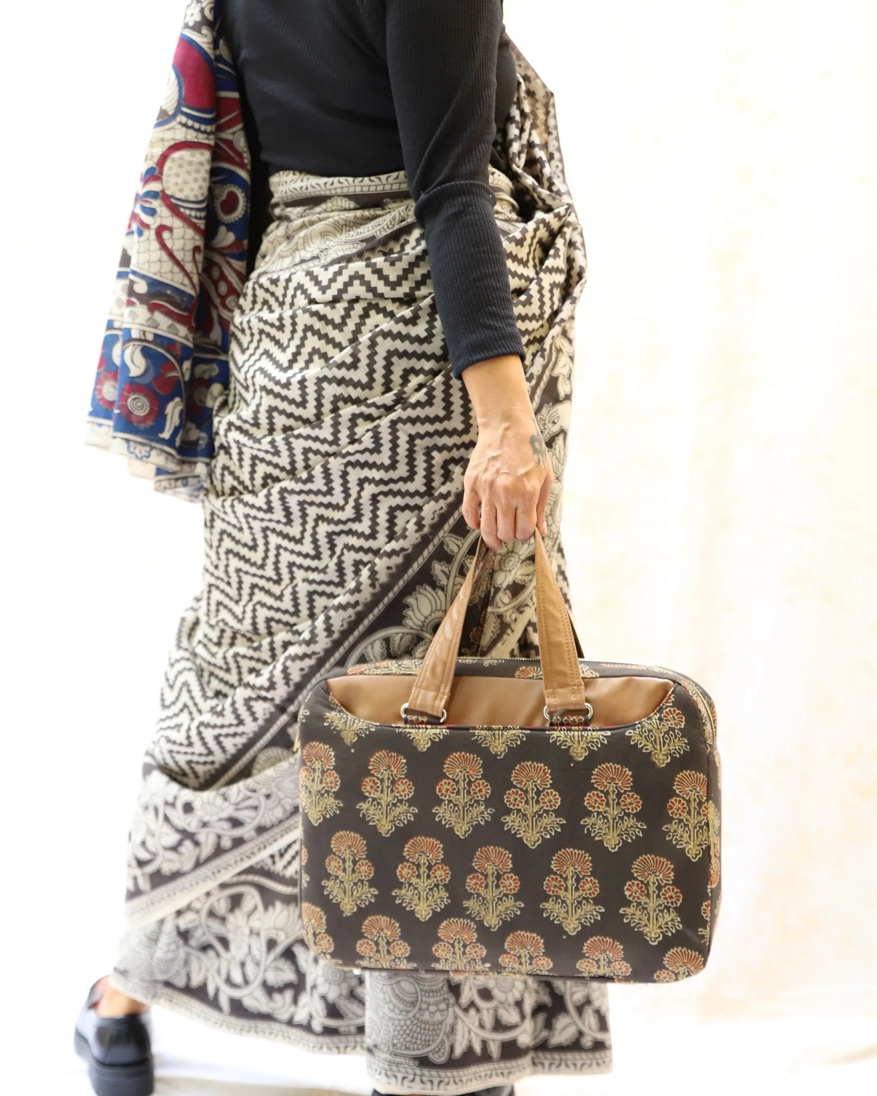Carry On : Mudra Bags