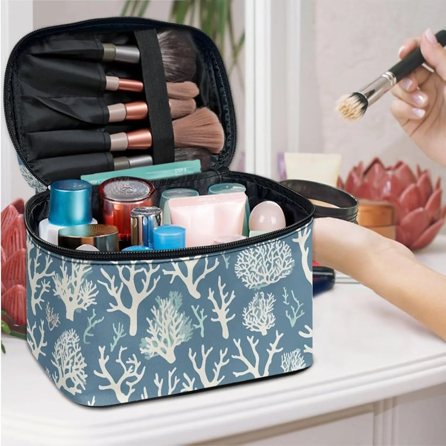 Coral Texture Make Up Pouch Bags for Travel Toiletry Bag, Sea Coral Print Women Cosmetic Bag Portable Zipper Toiletry Storage Bag, Slate Blue