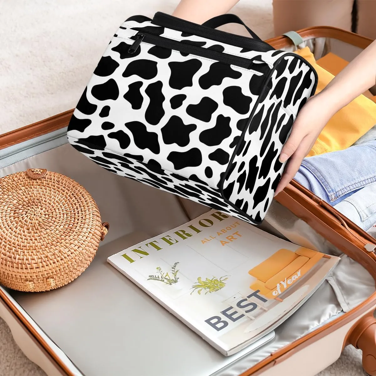 Cow Print Western Travel Toiletry Bag for Men and Women, Large Hanging Makeup Bag Organizer Toiletries Bag for Travel, Cosmetic Bag with Handle