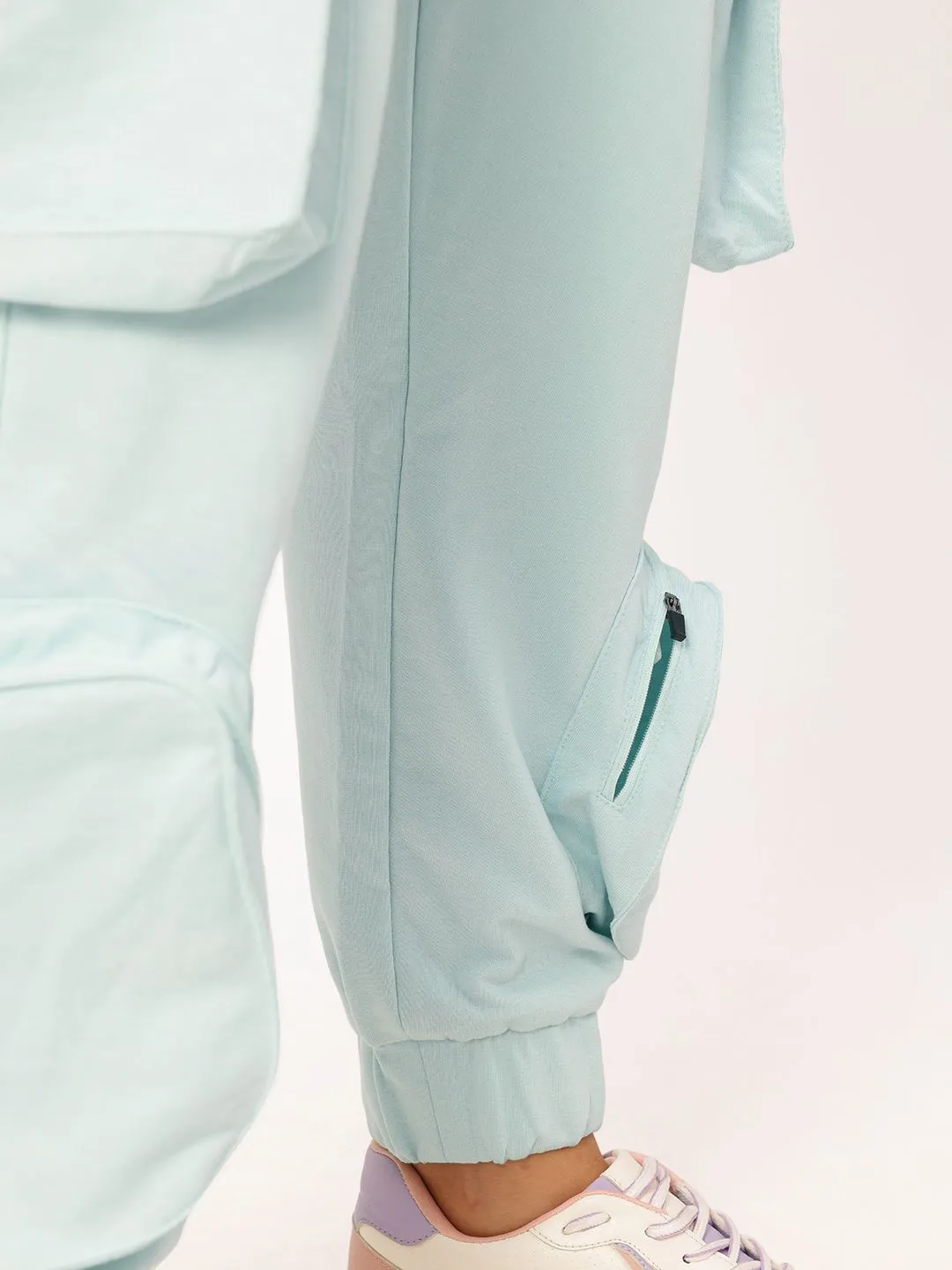 DressBerry Women Utility Vibes Cargo Style Joggers