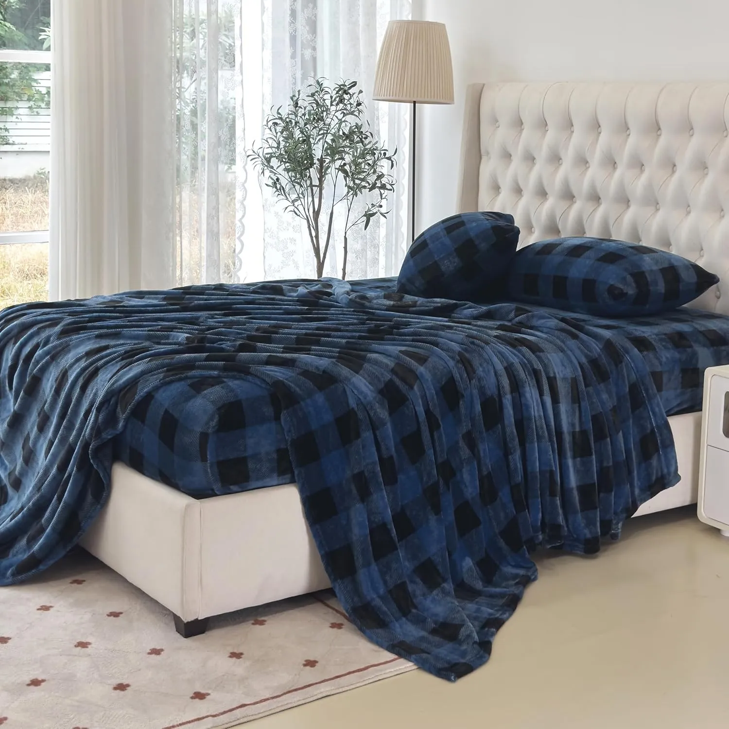 Elegant Comfort Luxuriously Soft 4-Piece Velvet Plush Flannel Sheet Set - Premium Quality - Cozy Warm, Anti-Static, Non Pilling Fuzzy Velvet Flannel Fleece Deep Pocket Sheet Set - King, Buffalo Blue
