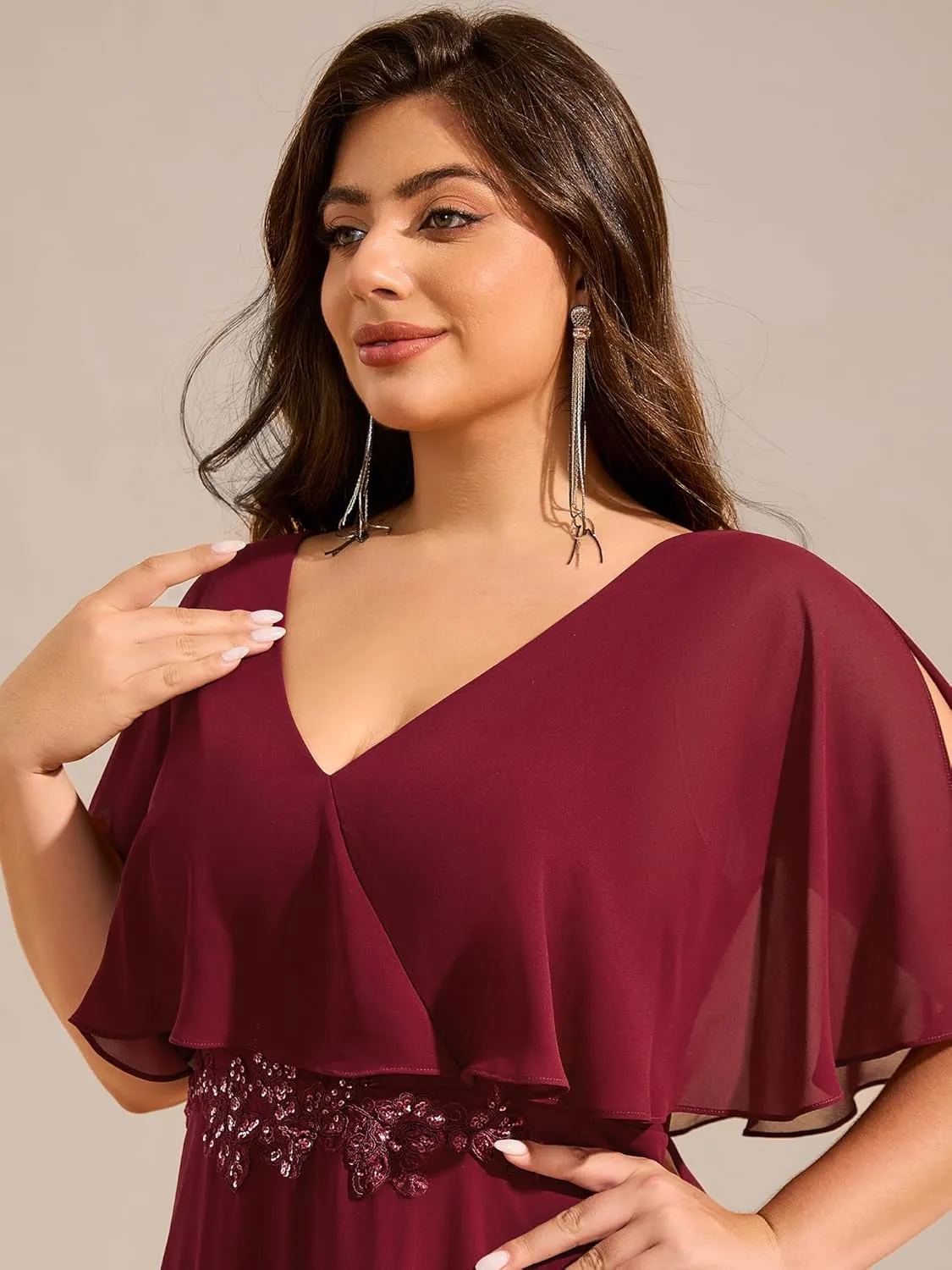 Ever-Pretty Plus Women's Ball Gown V-Neck A Line Chiffon Applique Shawl Short Sleeves Maxi Plus Size Formal Dresses 02289-DA