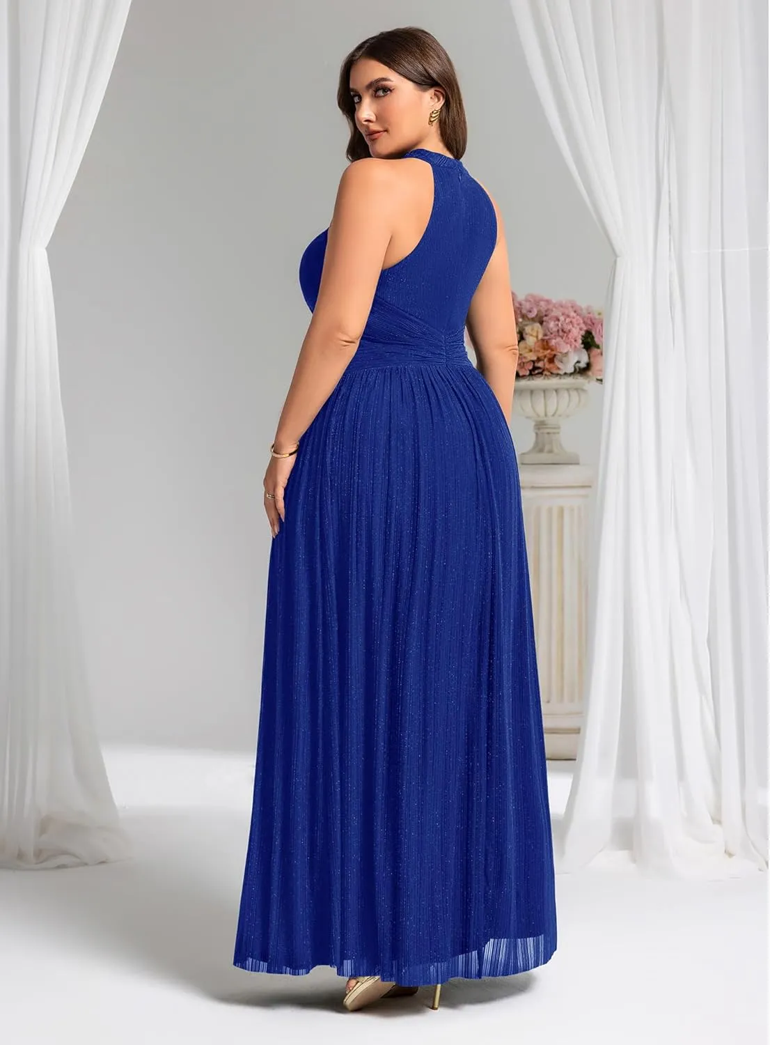 Ever-Pretty Plus Women's Floor Length A-Line Summer Halter Sleeveless Glitter Plus Size Formal Dress Evening Gown