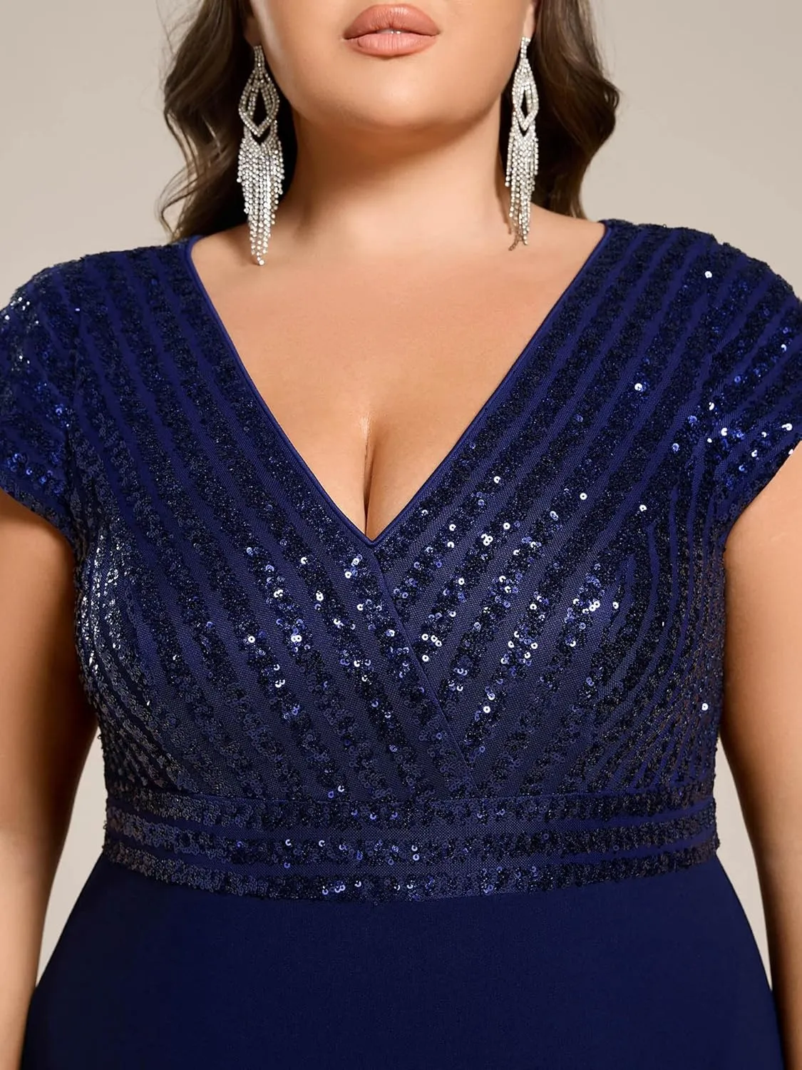 Ever-Pretty Plus Women's Summer V Neck A Line Sequin Cap Sleeves Tea Length Plus Size Formal Wedding Guest Dresses