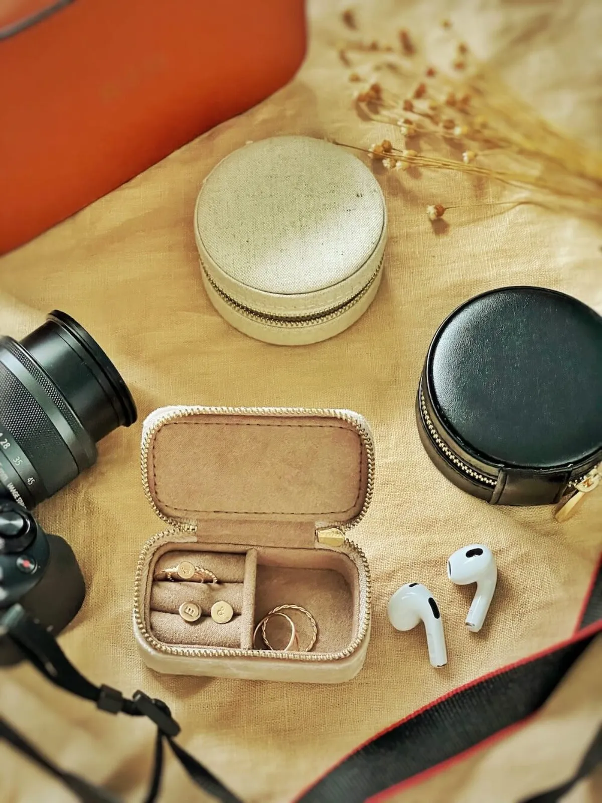 Finley - Petite Rectangle Jewellery Case