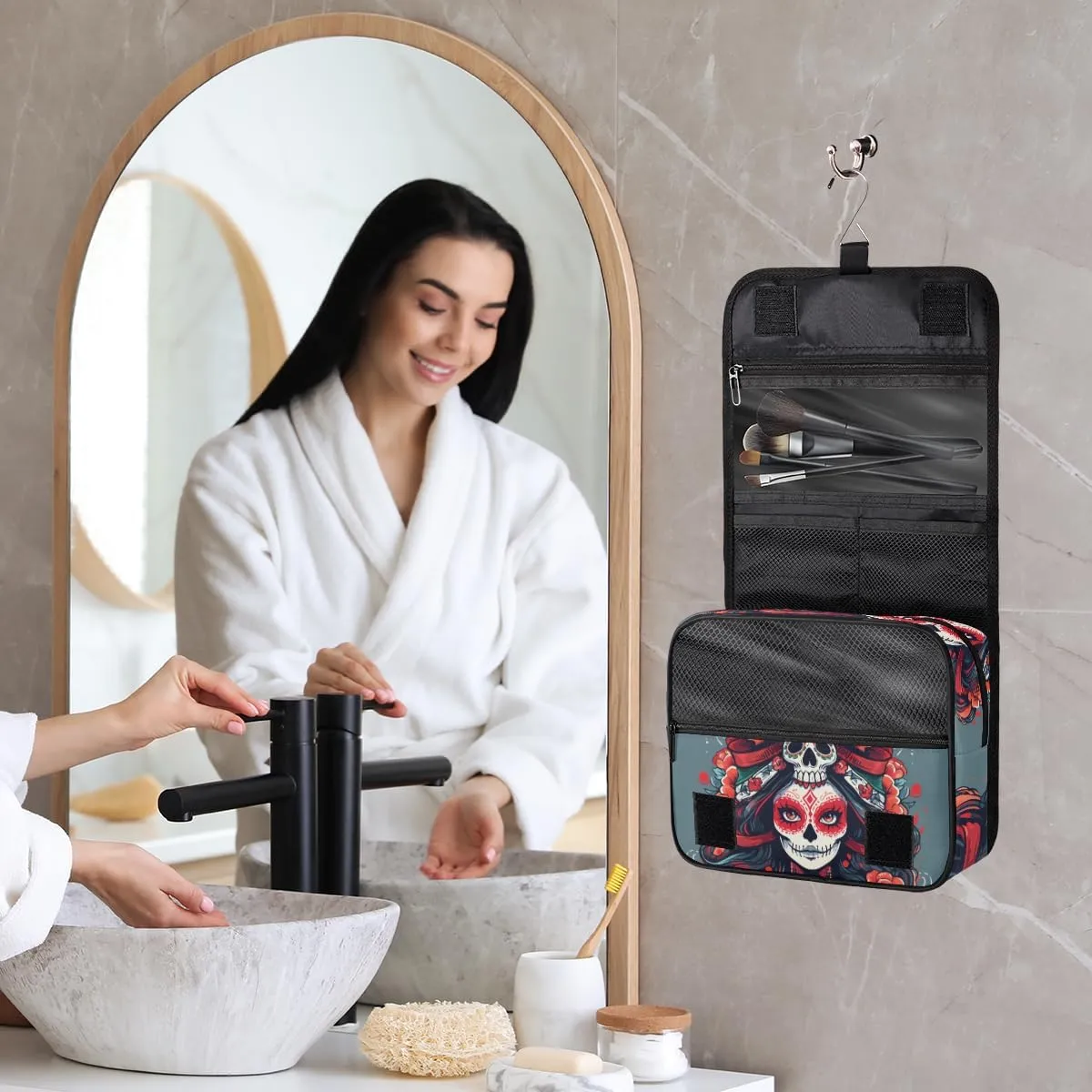 Floral Sugar Skull Travel Toiletry Bag with Hanging Hook, Waterproof Toiletries Bag for Women, Portable Makeup Organizer for Makeup Brushes Digital Accessories, Hanging Cosmetics Bag for Bathroom