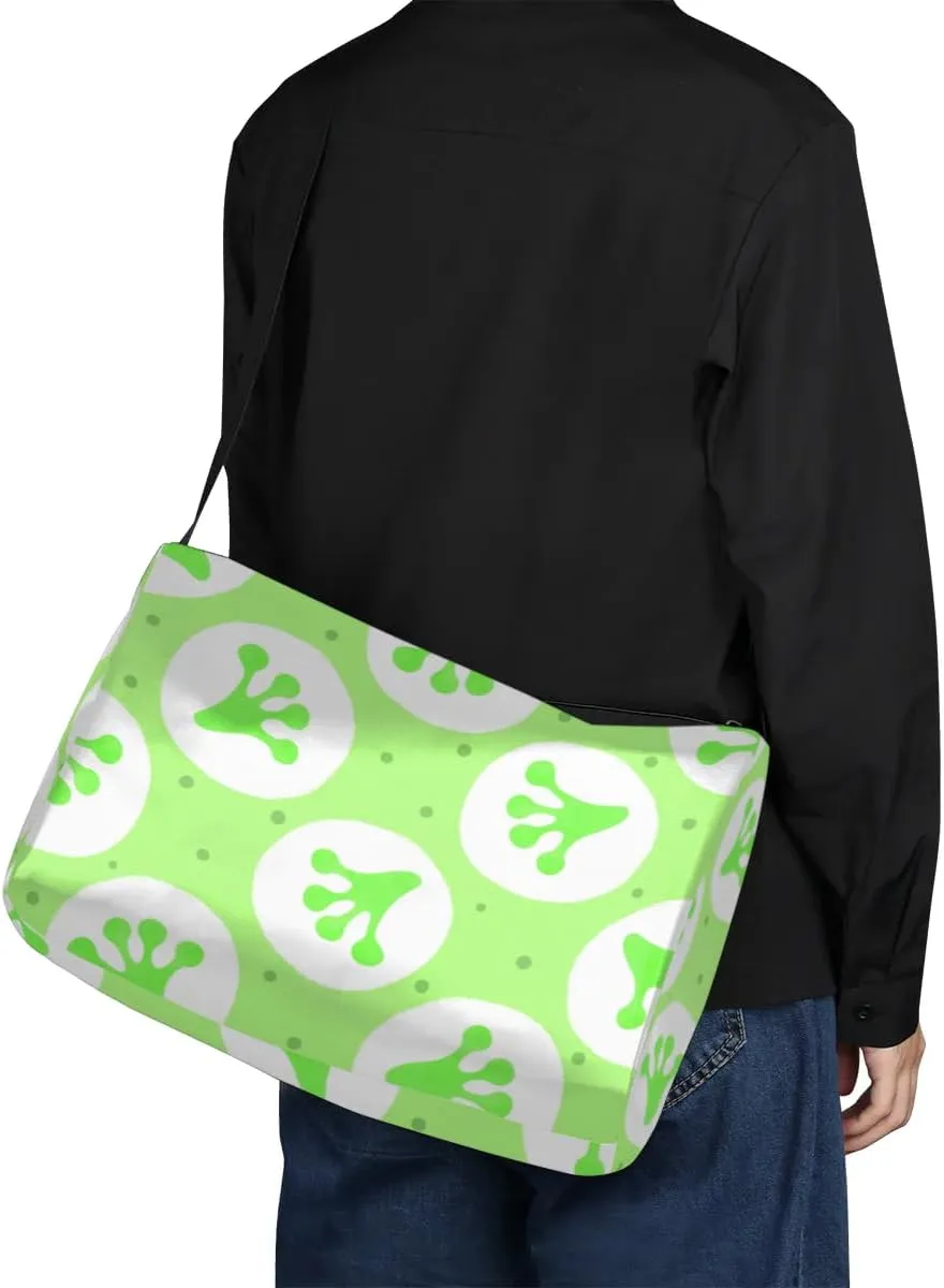 Frog Paw Small Gym Bag for Men Women Workout Sport Duffle Bag Waterproof Weekender Overnight Bag Lightweight Carry on Tote Bag Crossbody Shoulder Travel Bag for Swim Yoge Dance