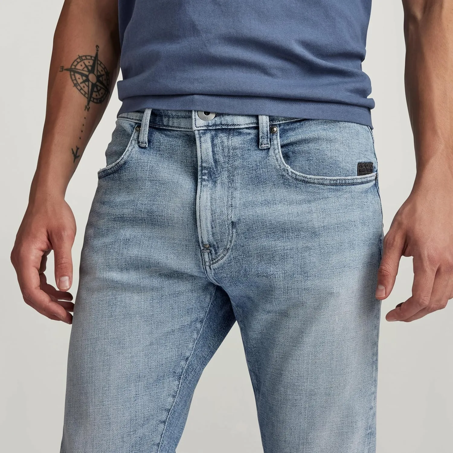 G-STAR RAW Men's Revend Super Slim Fit Jean in Slander Black Superstretch Aged