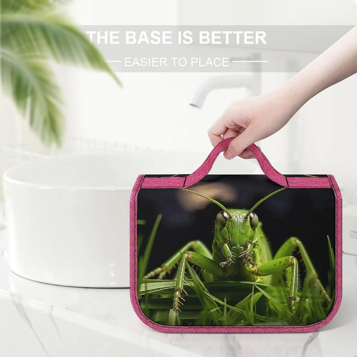 Grasshopper on Grass Travel Toiletry Bag for Women,Hanging Toiletry Organizer with Hook, Makeup Bag Travel Organizer for Shampoo,Toiletriesl