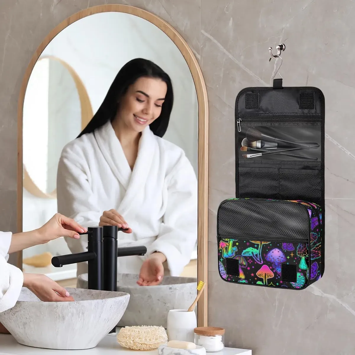 Hanging Toiletry Bag Mushroom Women Travel Makeup Bag Organizer Toiletries Bag for Travel Size Essentials Accessories Cosmetics