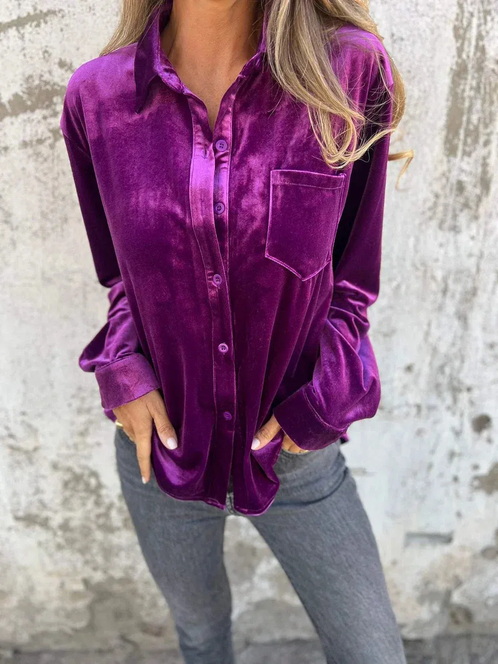 Kaya – Elegant Velvet Blouse