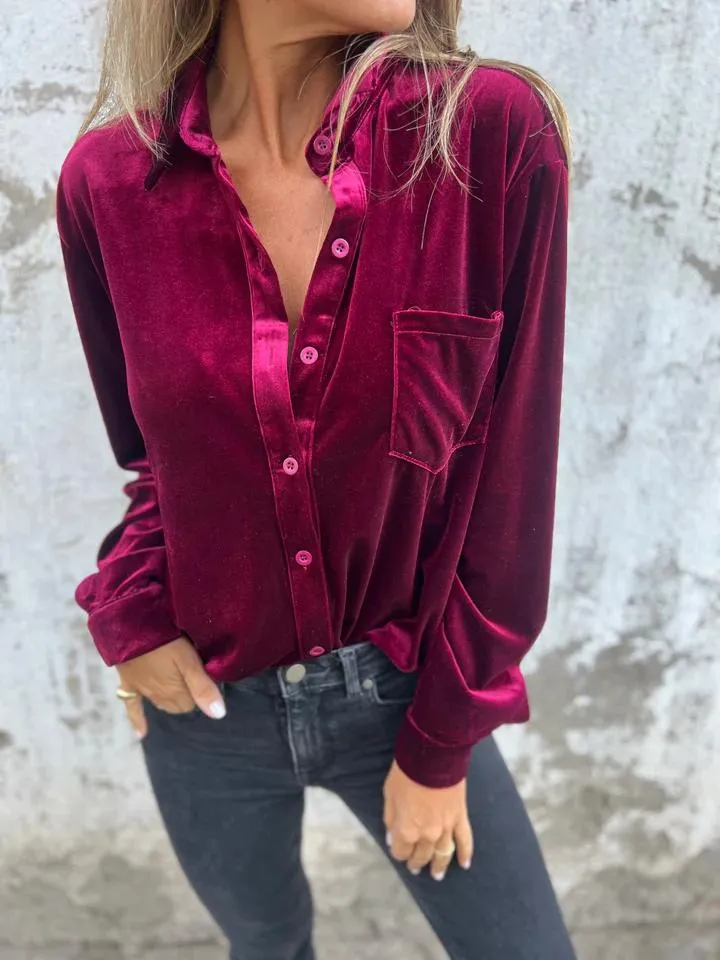 Kaya – Elegant Velvet Blouse