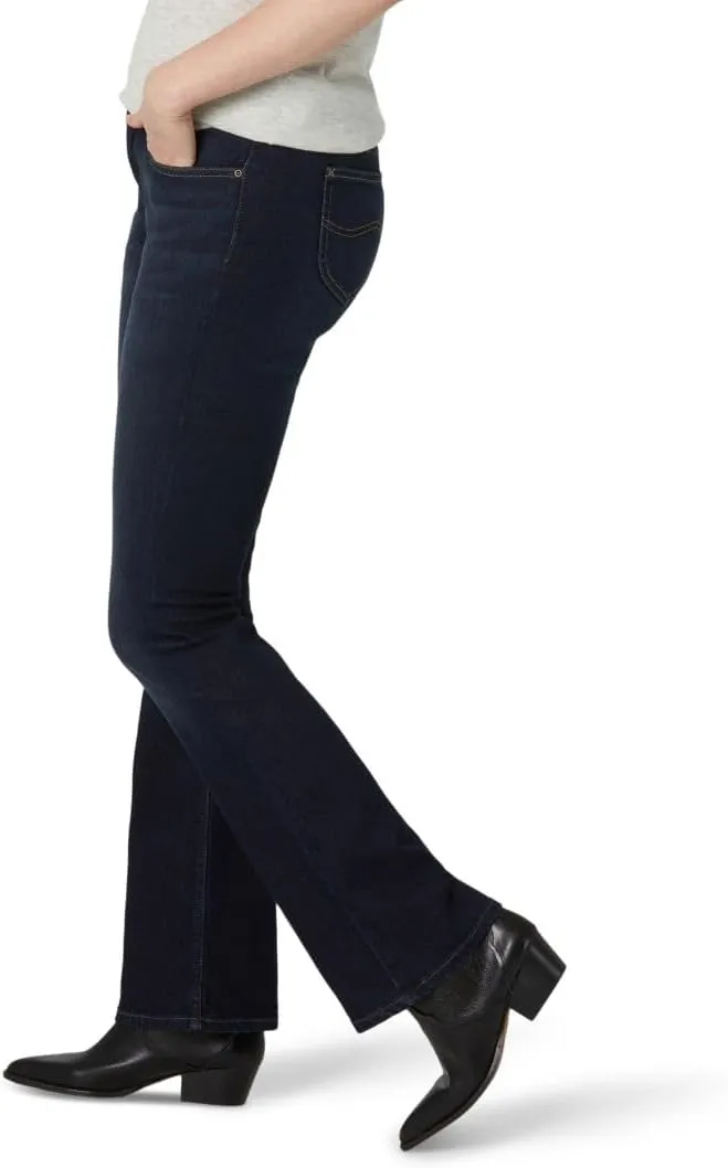 Lee Women's Legendary Mid Rise Bootcut Jean