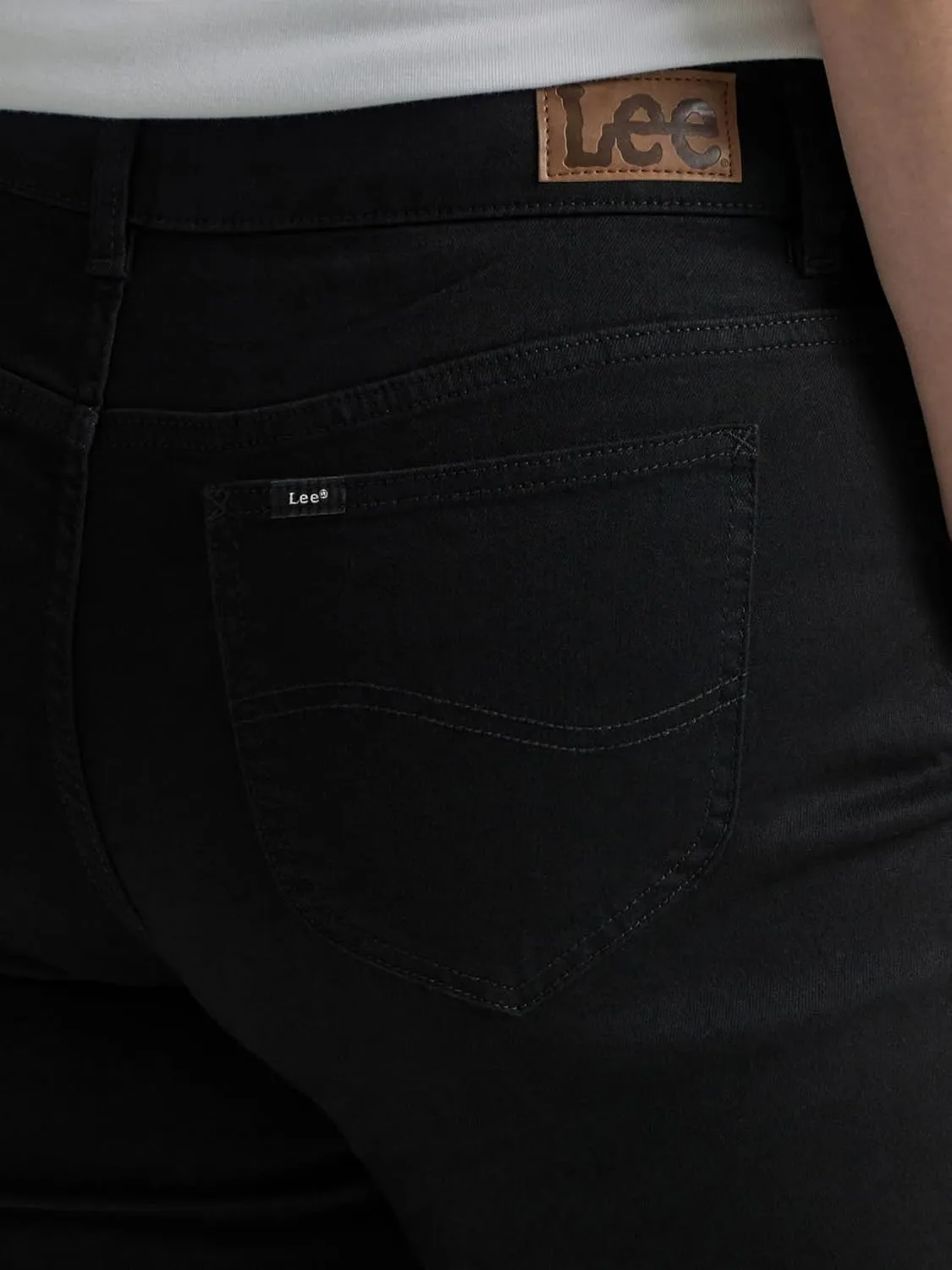 Lee Women's Plus Size Legendary Mid Rise Straight Leg Jean