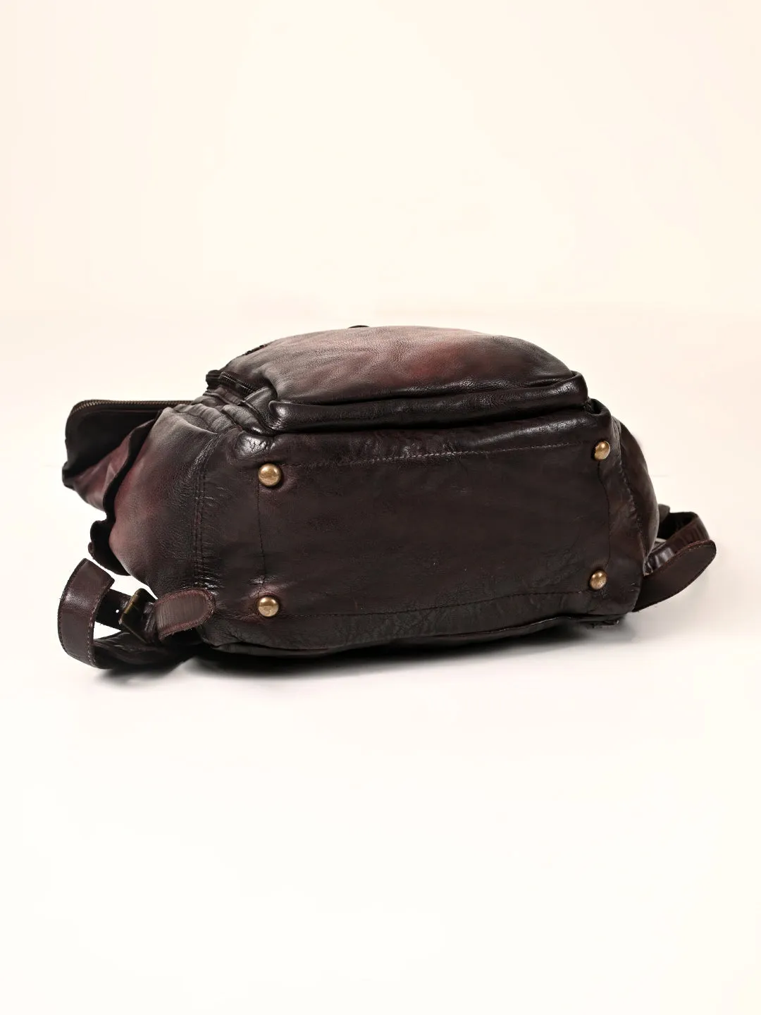 Leo : Real Leather Brown With Wash Effect Backpack