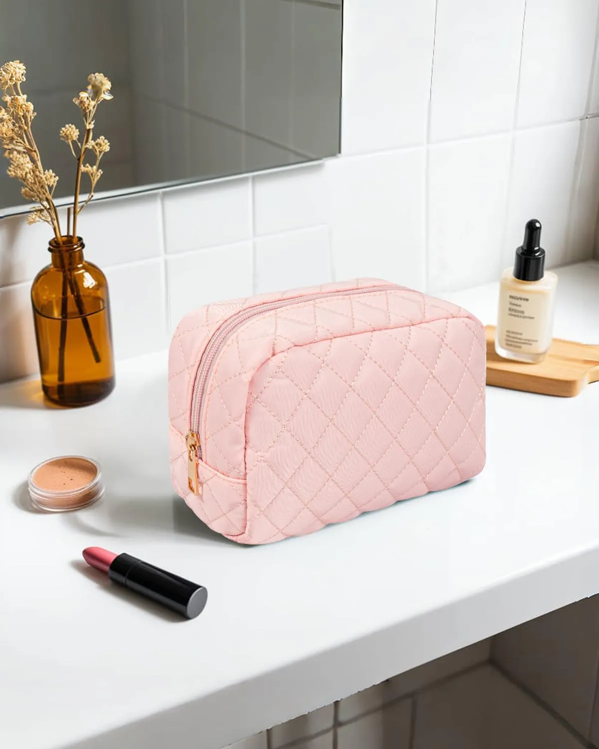 LETGO Makeup Bag Travel Cosmetic Bag,Small Make Up Bags for Women Makeup Organizer Case, Toiletry Bag Quilted Make Up Bags Travel Essentials Toiletries Accessories (Pink)