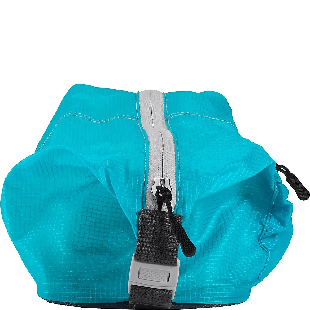 Lewis N. Clark ElectroLight Toiletry Kit