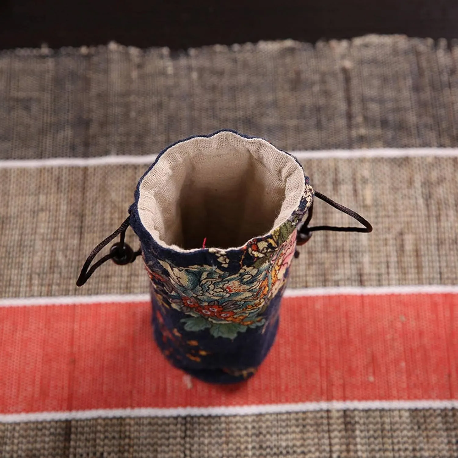 Manufacturer Cotton Linen Storage Bag Tea cans Cloth Bag Portable Travel Personal Water Cup Drawstring Sleeve Drawstring Bag can be formulated