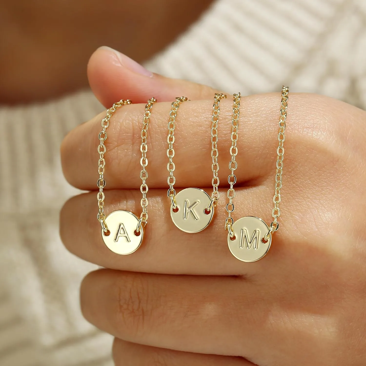 MONOZO Gold Bracelets for Women Jewelry Gifts - Dainty 18K Real Gold Plated Disc Monogram Letter A-Z Initial Bracelets for Women Trendy Personalized Letter Bracelet Jewelry Gifts for Her