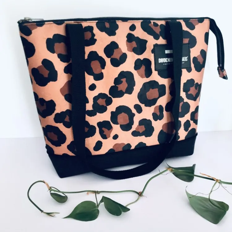 Padded tote bag - remnant leopard faux suede x black denim