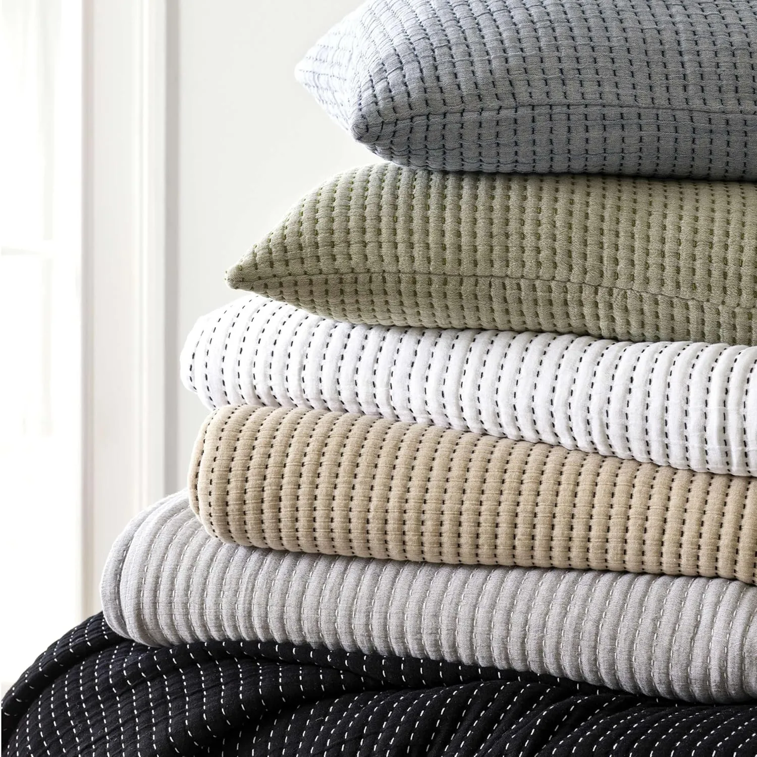 Pick Stitch Grey Matelasse Coverlet, Twin Size, Grey/White Solid Pattern