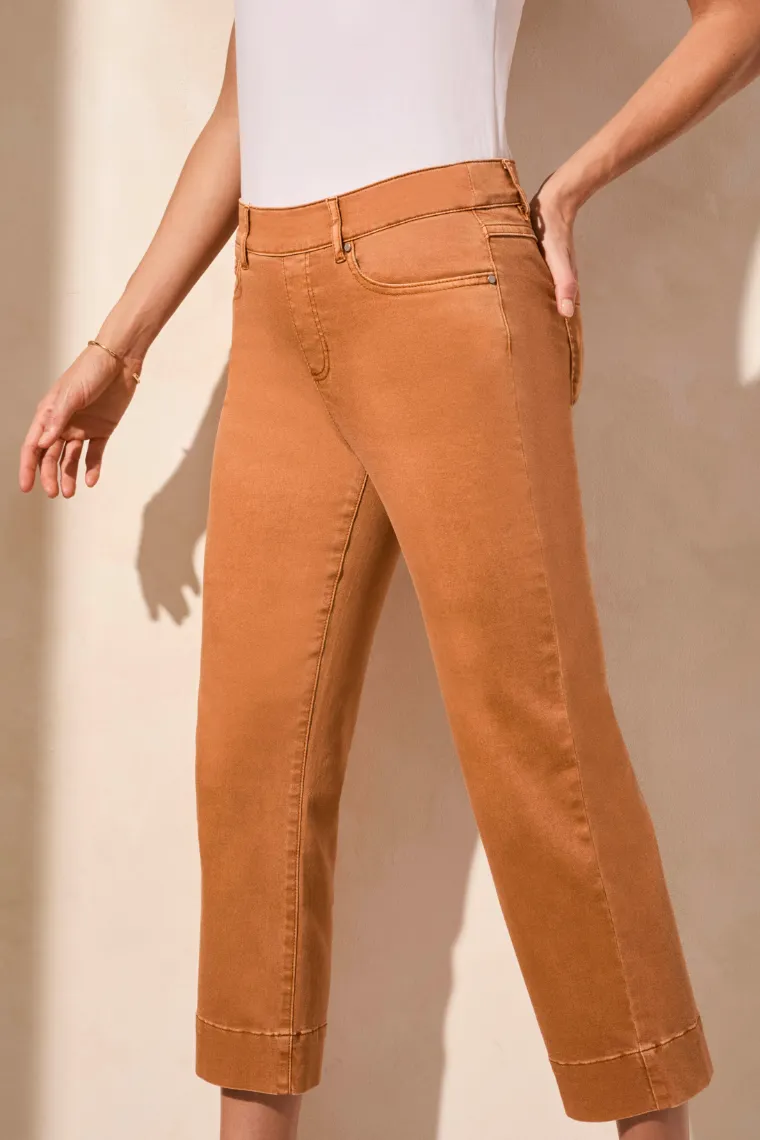 Pull-on Kick Flare Capri