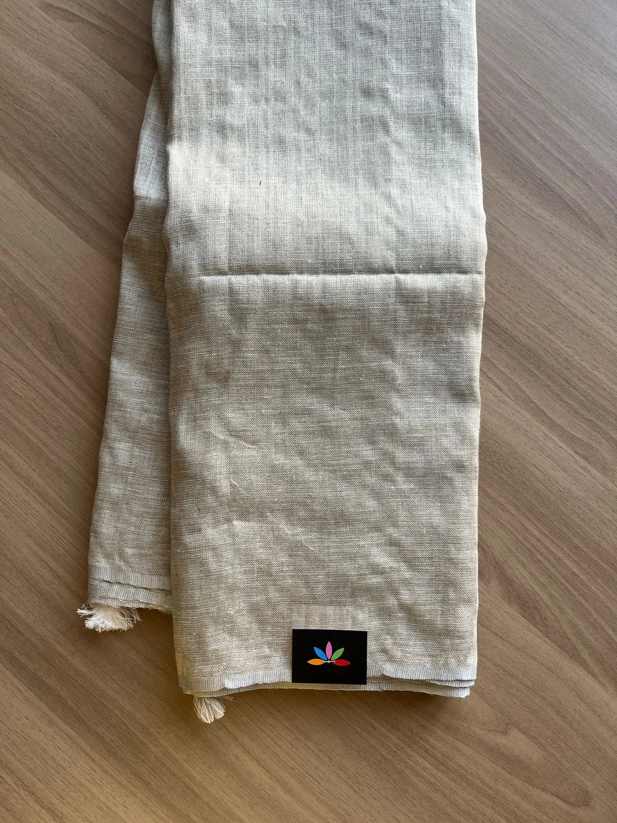 Simple Linen Saree -15540