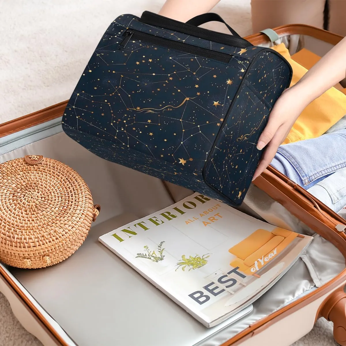 Starry Universe Constellation Galaxy Space Travel Toiletry Bag for Men and Women, Large Hanging Makeup Bag Organizer Toiletries Bag for Travel, Cosmetic Bag with Handle