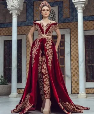 Stunning A-Line Burgundy Velvet Long Sleeves Evening Dress