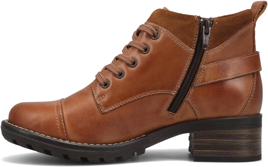 Taos Footwear Women's Mini Crave Boot