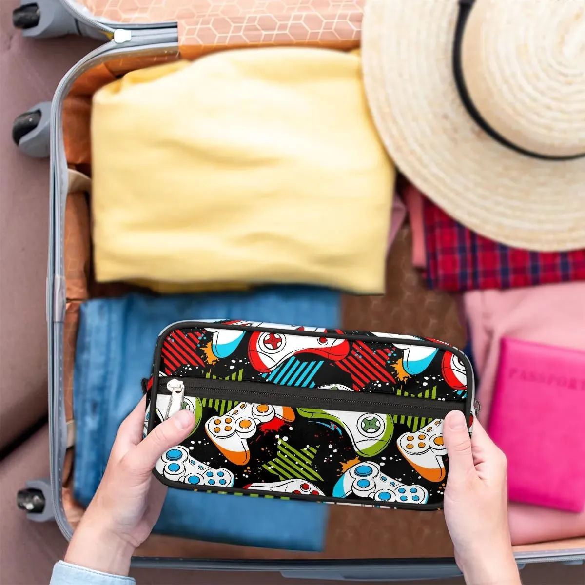 Travel Toiletry Bag for Boys Kids, Waterproof Hanging Dopp Kit for Men, Shaving Bag with Large Capacity for Travel, Sports, Shower (GAME)