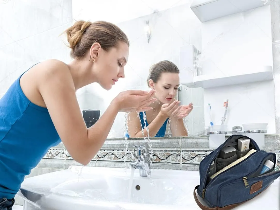 Travel Toiletry Bag for Men and Women, Canvas Toiletry Organizer Water-Resistant Vegan Leather, Hanging Dopp Kit Shaving Bag for Toiletries Accessories