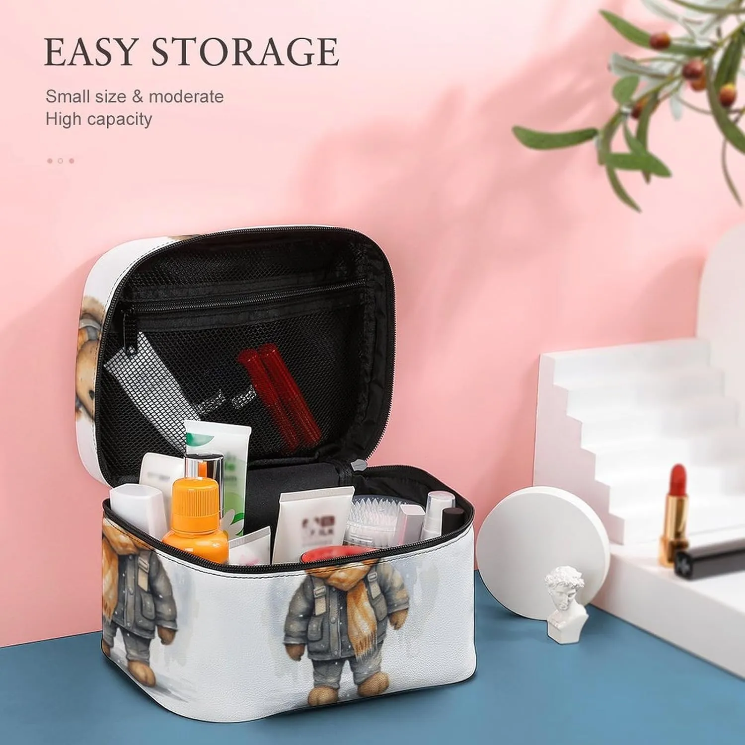 Travel Toiletry Bag for Women And Men,Cute Bear Toiletry Organizer, Makeup Bag Travel Organizer for Shampoo,Toiletries