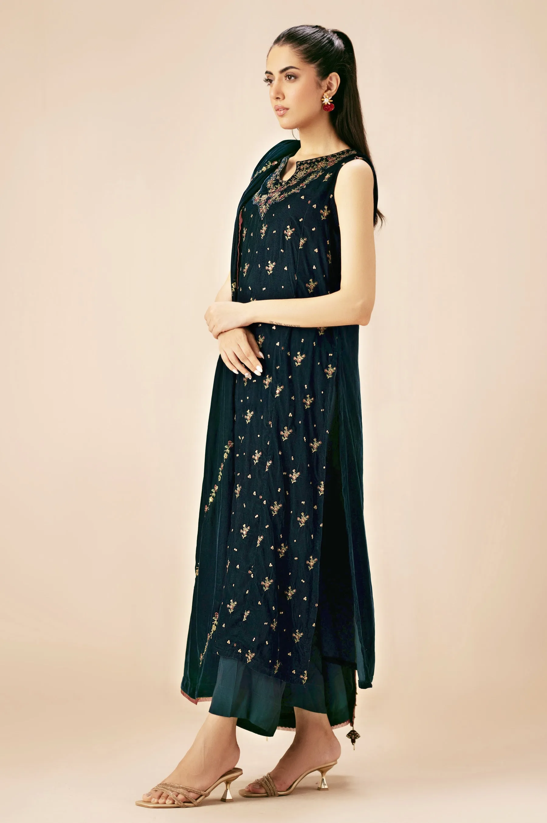 Unstitched 3 Piece Embroidered Velvet Suit - Teal Blue