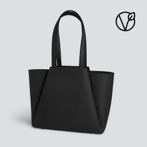 Vegan Midi Pyramid - black