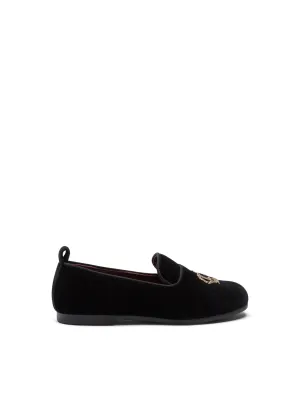 Velvet slippers with crown patch