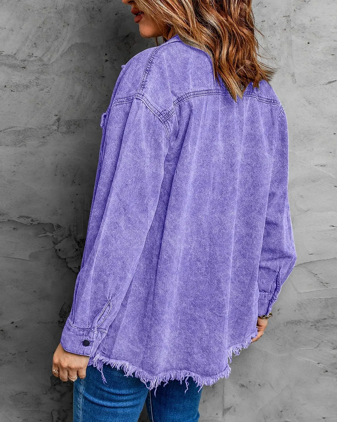 Vetinee Women’s Oversized Button Up Frayed Hem Shacket Long Sleeve Pockets Denim Jean Jacket