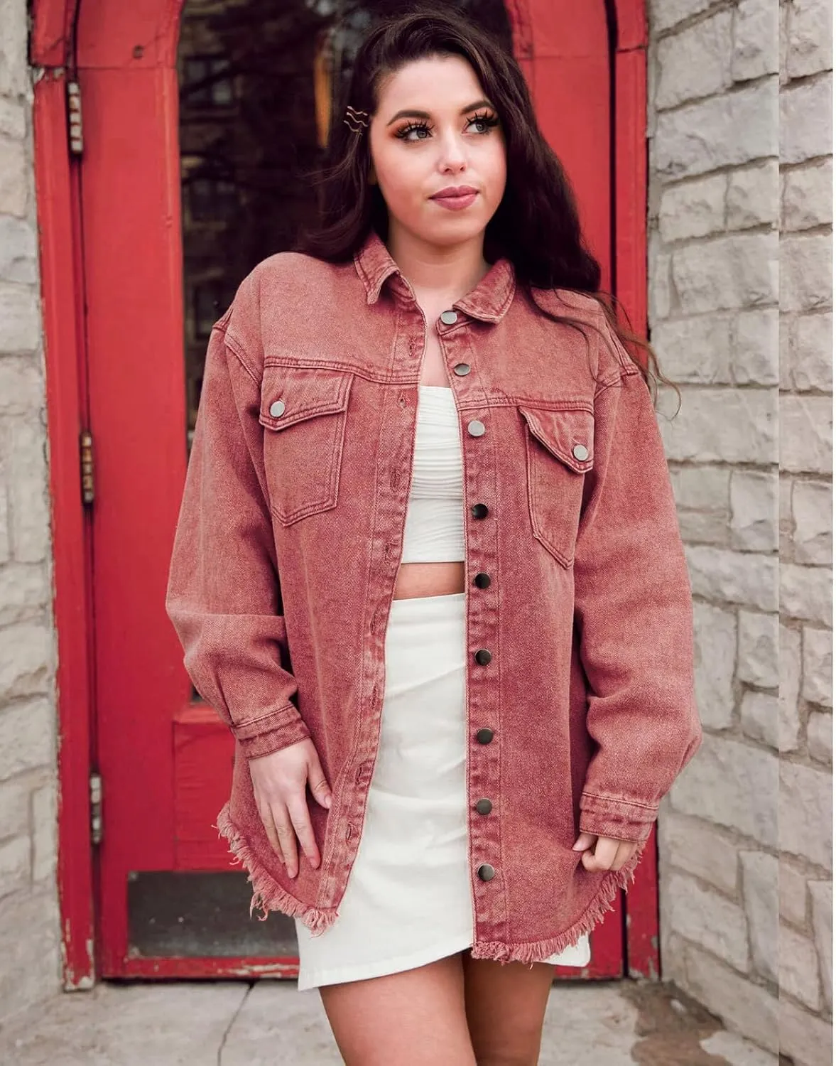 Vetinee Women’s Oversized Button Up Frayed Hem Shacket Long Sleeve Pockets Denim Jean Jacket