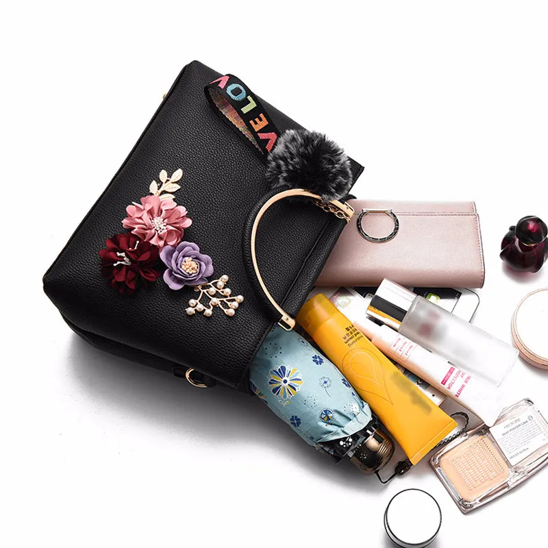 Women's Bag Leather Handbag Women Shoulder Bag Tote Flowers Shell Sac A Main Femme Rivets Fur Ball Pendant Luxury Designer Ladies