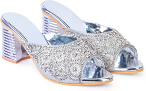 Women's Embroidered Block Heel Slip-On Sandals – Elegant Detailing Women's Red Velvet Embroidered Slip-On Sandals with Crystal Block Heels Stylish Open Toe Party Mules