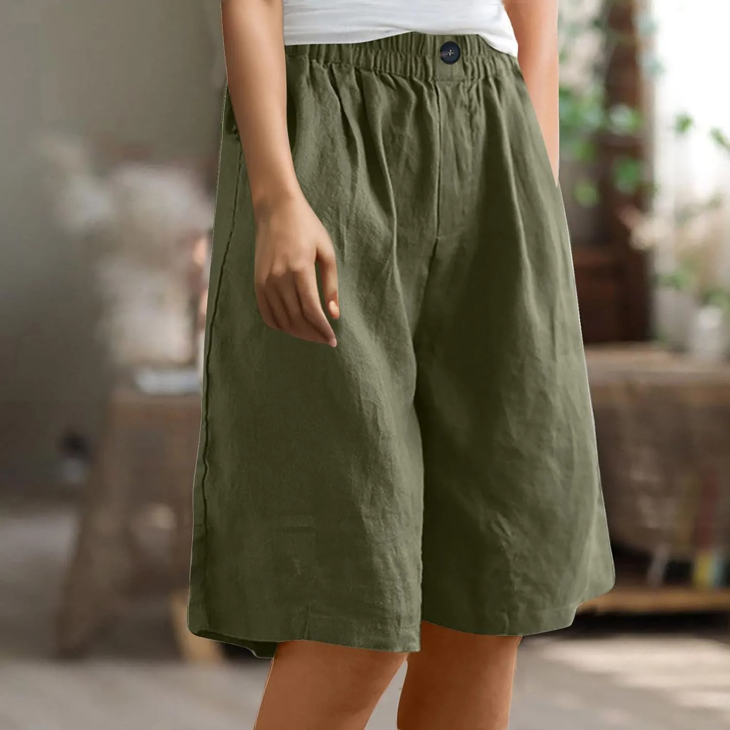 Womens Loose Wide Leg Bermuda Shorts Summer Comfy Elastic Waist Breathable Cotton Linen Knee Length Short Pants