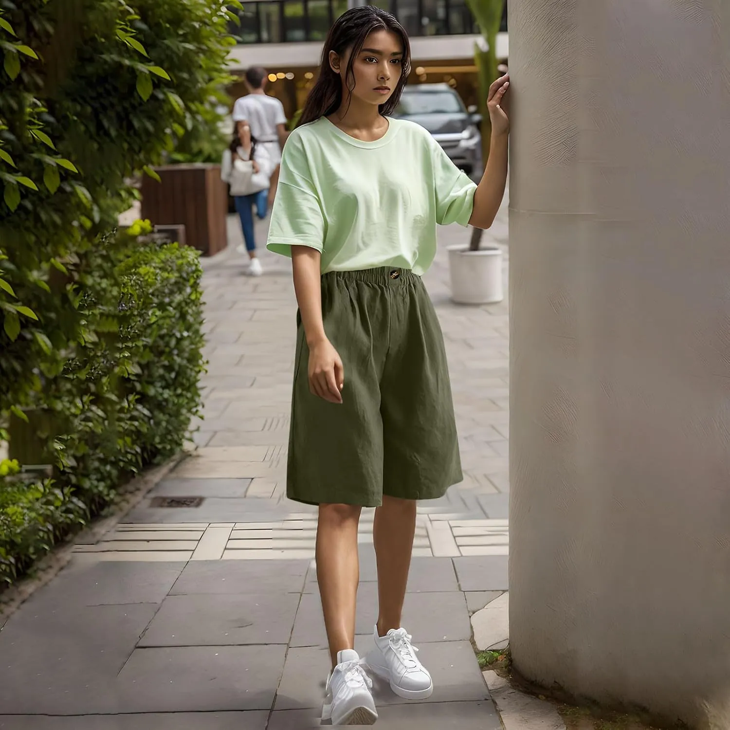 Womens Loose Wide Leg Bermuda Shorts Summer Comfy Elastic Waist Breathable Cotton Linen Knee Length Short Pants