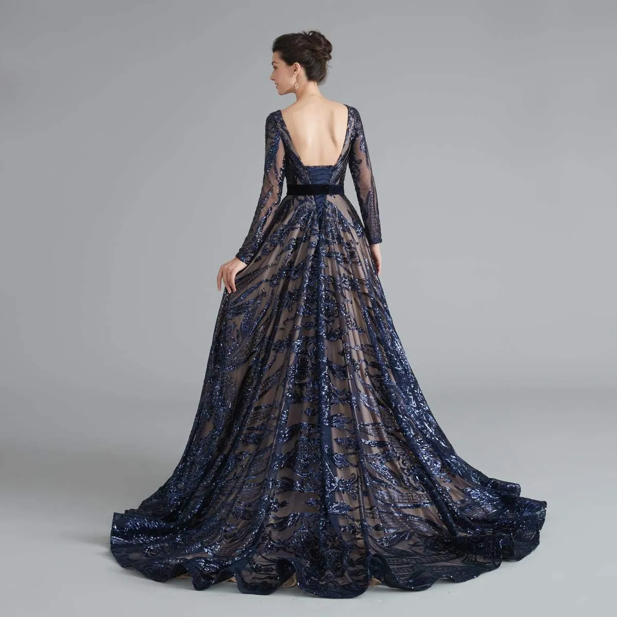 Women's Sequin Long Sleeves Formal Evening Dress Luxurious Chapel Train Prom Party Gowns