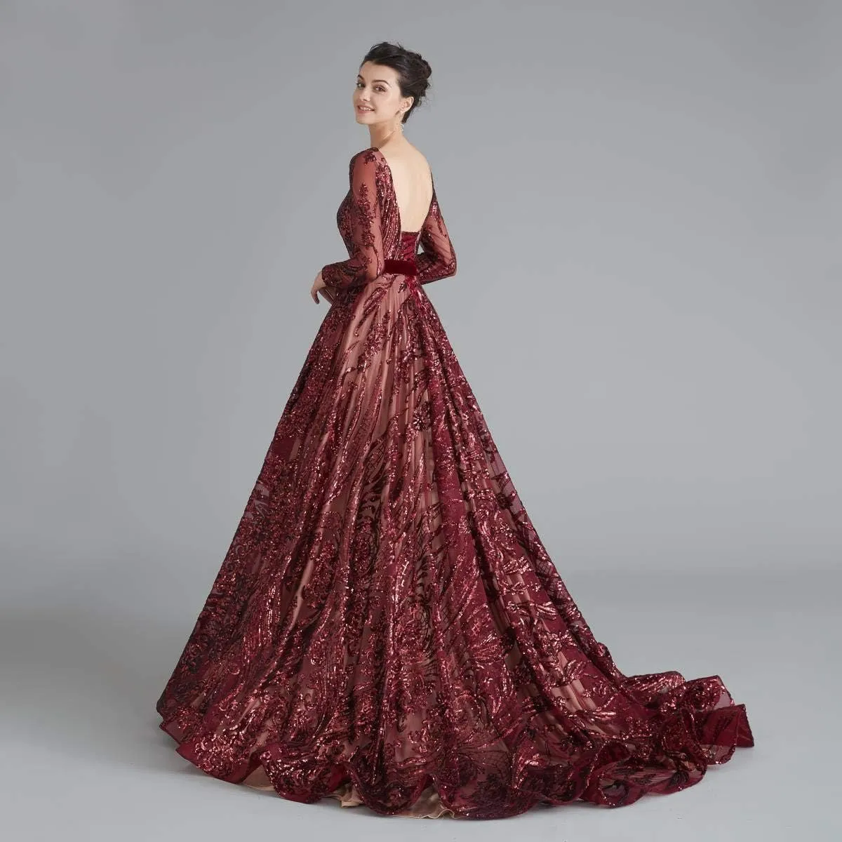 Women's Sequin Long Sleeves Formal Evening Dress Luxurious Chapel Train Prom Party Gowns