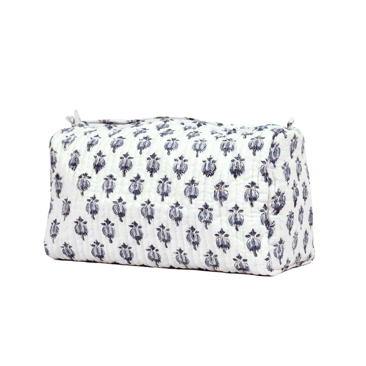 XENIA BUTTI QUILTED TOILETRY POUCH